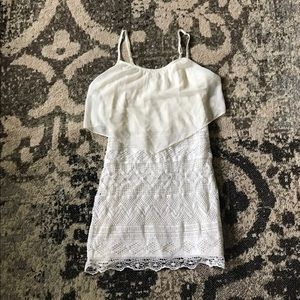 American Eagle lace dress